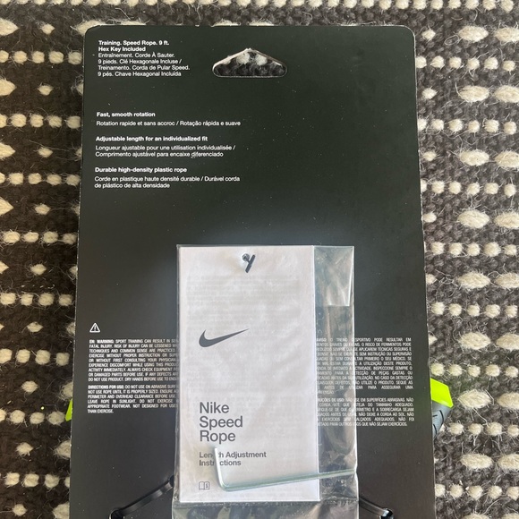 NIKE Fundamental Speed Rope Adjustable Jump Training 9ft Hex Black Neon … - Picture 3 of 4